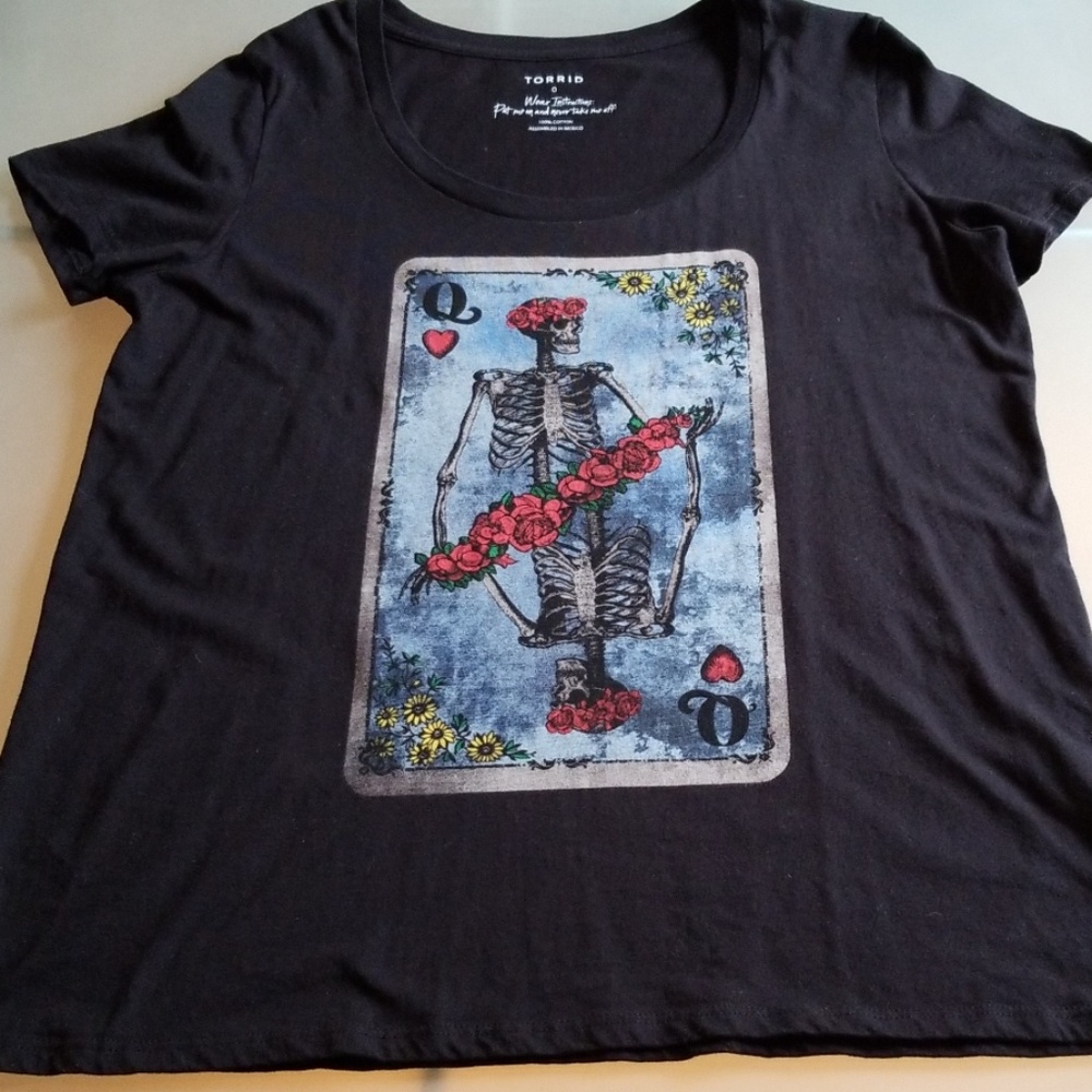 Torrid Queen of Hearts Skeleton Tee